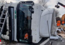 Nö: Lkw liegt bei Melk auf der A1 Westautobahn