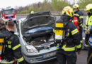 Oö: Defektes Auto sorgt für Einsatz von drei Feuerwehren auf A 25 bei Weißkirchen an der Traun