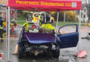 D: Vier Schwerverletzte bei Kreuzungsunfall in Breckerfeld → Pavillon als Regenschutz