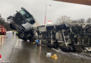 Wien: Lkw ragt nach Unfall auf Südosttangente in die Höhe → komplexe Bergung auf der A 23