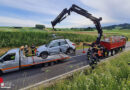 Oö: Pkw-3er-Unfall mit drei Achsschäden bzw. -teilverlusten auf der B 129 in Hinzenbach