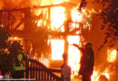 D: Vollbrand einer Fahrzeughalle in Elsfleth
