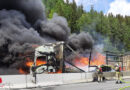 Tirol: In Vollbrand stehender Sattelschlepper auf der A 13 in Höhe Wipptalerhof