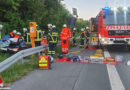 D: Eingeschlossenen nach Unfall auf der BAB 3 bei Königswinter aus Auto befreit