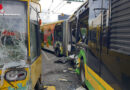 D: 30 Verletzte bei Kollision zwischen Linienbus und Straßenbahn in Oberhausen