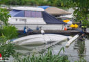 Nö: Kraneinsatz bei gesunkenem Boot im Hafen Traismauer