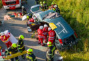 Oö: Gemeinschaftsübung in Schwertberg → Verkehrsunfall mit mehreren eingeklemmten Personen