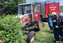 Nö: Menschenrettung wegen medizinischen Notfalls eines Traktor-Fahrers in Altenmarkt-Triesting