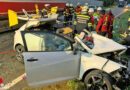 Nö: Schwer Eingeklemmter nach Pkw-Lkw-Zusammenstoß auf Umfahrung St. Veit / Gölsen