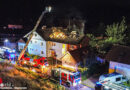 Oö: Wohnhaus-Dachstuhlbrand in Kremsmünster von sechs Feuerwehren bekämpft