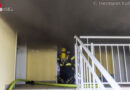 Oö: Kühlschrank löst Brand in Wohnanlage in Alkoven aus → Stiegenhaus stark verraucht