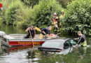 D: Pkw fährt in Teich, Fahrer in Alpen gerettet