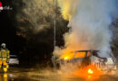 D: Weit fortgeschrittener Pkw-Brand in Menden