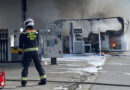 Wien: Wohnmobil und Teile der Tankstellenüberdachung brannten im 22. Bezirk, ein Verletzter