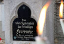 Nö: Traditioneller Friedhofsgang → auch Wiener Neustadts Feuerwehrmitglieder gedenken der verstorbenen Kameraden