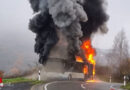 D: Riesige Rauchsäule bei Linienbus-Vollbrand in Klotten