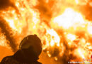 D: 12-Stunden-Einsatz bei Großbrand in Düsseldorf-Angermund