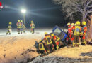 D: Pkw-Unfall mit “Person im Fahrzeug” bei Großenaspe