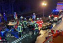 D: Drei Verletzte und patientenorientierte Rettung bei Pkw-Zusammenstoß in Mülheim an der Ruhr