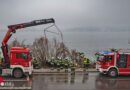 Oö: Pkw landet in Seewalchen auf Attersee-Böschung