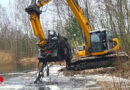 D: Überreste eines Pkw in Lunestedt aus See geborgen → Auto lag wohl Jahrzehnte im Wasser