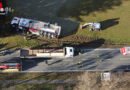 Bgld: Sattelschlepper in Kemeten von der B 57 gestürzt