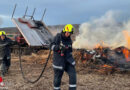 Bgld: Brand einer Schilferntemaschine in Mörbisch am See