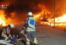 D: Silvester gipfelt in Norderstedt mit Großbrand von Carport und acht Fahrzeugen
