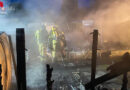 D: Zwei brennende Wohnwägen und Explosionen auf Campingplatz in Xanten