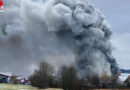 Bayern: Vollbrand eines Busdepots in Engelsberg → Millionenschaden und Großeinsatz