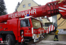 Oö: Wohnungsbrand in Linz-Bindermichl-Keferfeld zieht Schwerkran-Einsatz nach sich