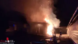 D: Brand im Strohlager eines Putenmastbetriebes in Rinteln