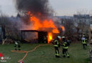 D: Gartenhütten-Vollbrand und zersetzter Feuerlöscher in Stuttgart