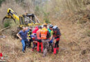 Stmk: Forstunfall im schwierigen Gelände in Kapfenberg → Mann von Baum am Kopf getroffen