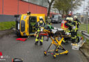 D: Feuerwehr Bochum befreit lebensgefährlich verletzten Fahrer aus umgestürztem Transporter