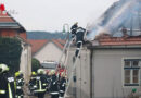 Nö: Feuerwehr schützt Nachbarobjekte → Dachstuhlbrand in Mollands (Schönberg/ Kamp)