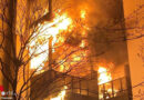 Wien: Drehleiter- und Sprungkissenrettung bei Alarmstufe-II-Wohnungsbrand mit einer Toten