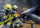 Stmk: Wirtschaftsgebäude stand in Kapfenstein in Vollbrand → 9 Wehren im Einsatz