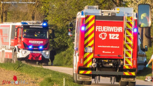 Vbg: Brand zerstrt Carport und Fahrzeuge ? Wohnhaus unbewohnbar