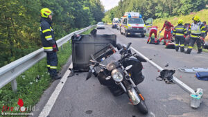 Stmk: Pkw-Motorrad-Kollision auf der Radlpassbundesstraße → zwei Verletzte