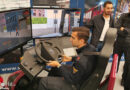 Retter Messe 2023 in Wels → Besucher üben Blaulichtfahrten am Simulator von SiFaT Road Safety