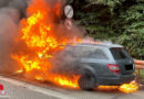 D: Vollbrand eines Pkw auf der A 52 bei Gladbeck