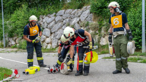 Oö: 31 neue Feuerwehrleute für den Bezirk Vöcklabruck ausgebildet