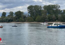 D: Festgefahrene Jacht auf dem Rhein bei Frankenthal