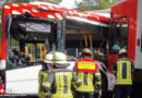 D: Linienbus und Stadtbahn nach Unfall in Bonn ineinander verkeilt