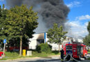 D: Bis zu 300 Kräfte bei Brand einer Großbäckerei in Leverkusen im Einsatz
