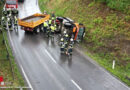 Oö: Unimog auf bei Luftenberg umgestürzt → Personenrettung