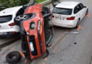 Schweiz: Spektakulärer Unfall bei Überholmanöver in Campascio