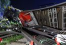 Oö: Lkw mit Stahlträgern nach Pkw-Kollision umgestürzt → Verletzer bei schwerem Unfall auf A1