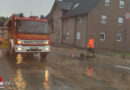 D: Unwetter in Bad Salzuflen am 12.09.2023 → Wasser und Schlammmassen treten durch Fensterfront in ein Wohnhaus ein